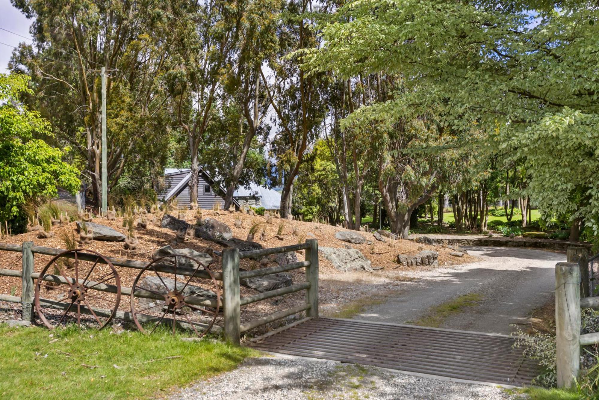 Вилла Judge & Jury Farm Retreat Gibbston Экстерьер фото